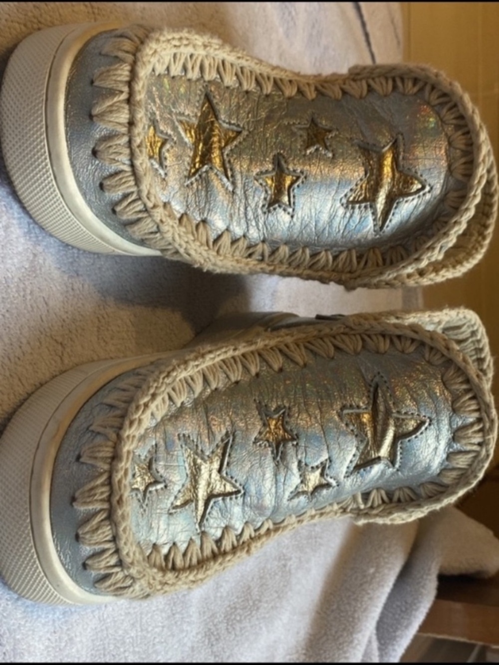 💕 Host Pick💕 MOU Blue and gold Silver sheepskin and leather Ankle Boots - like n - Picture 12 of 17